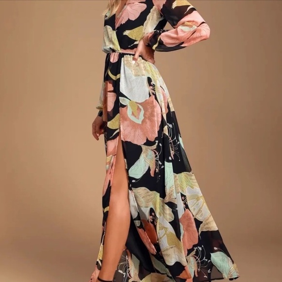 EUC Lulus Wondrous Water Lilies Black Floral High Slit Print Maxi Dress Size XS - Picture 3 of 16